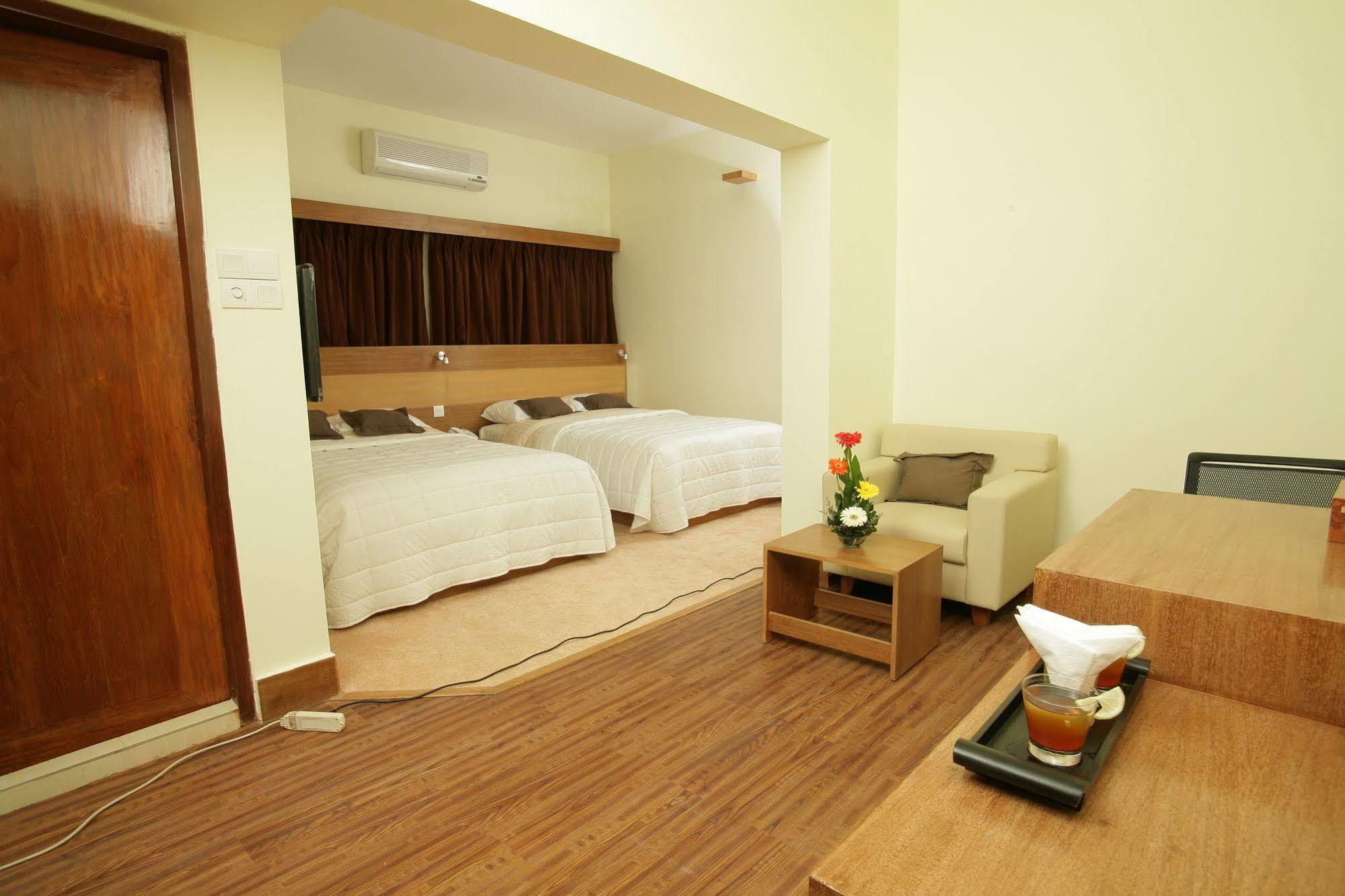 Richmond Hotel & Suites Dhaka Exterior photo